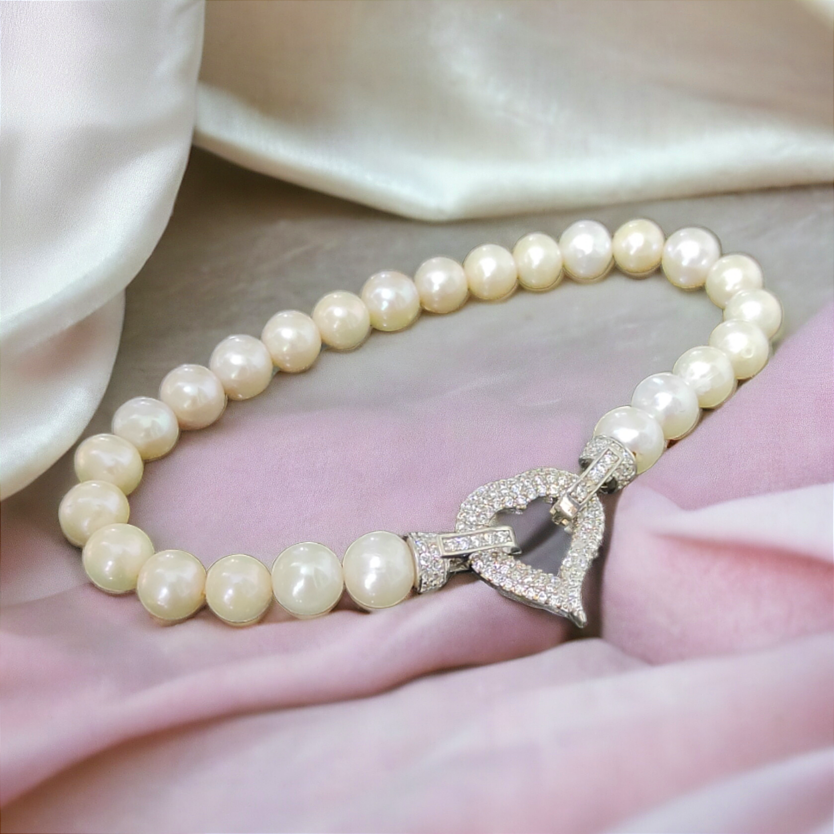 Swarovski Taşlı,Kalp model Hakiki İnci Gümüş Bileklik