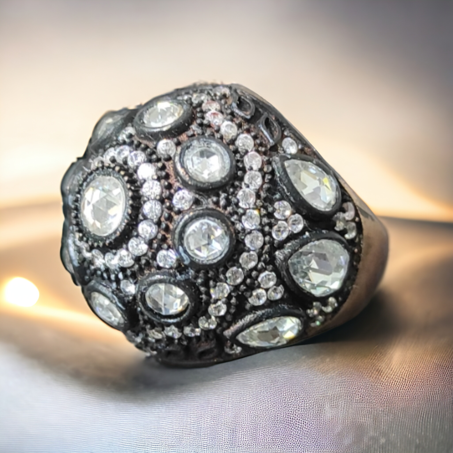 Elmas Montur, Altın Kaplamalı Gümüş Yüzük