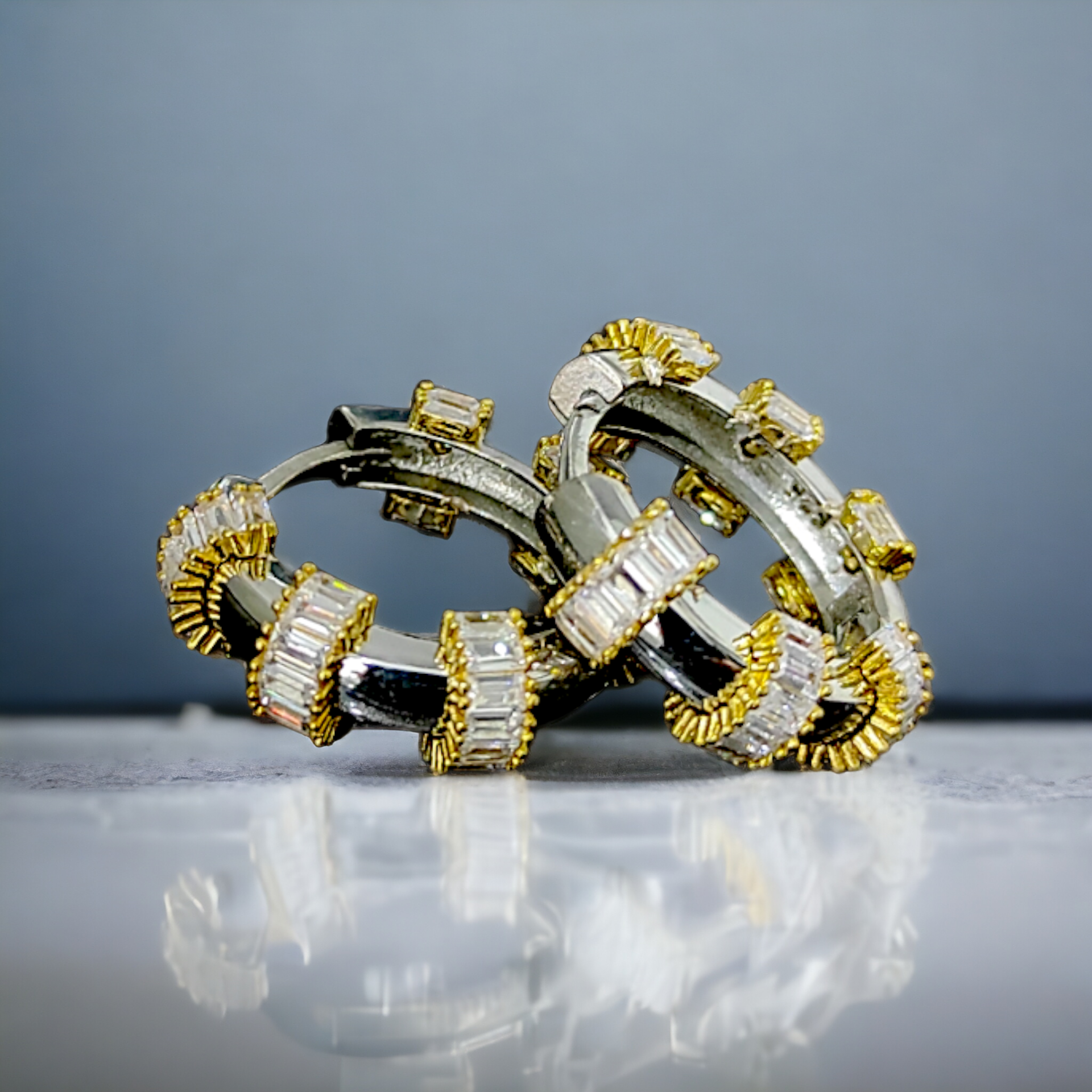 Bagety Taşlı İthal Tasarım Gümüş Halka küpe