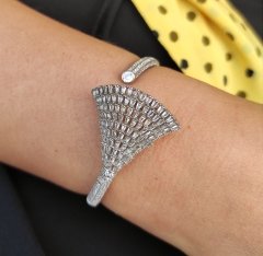 BAGETY TAŞLI TASARIM İTHAL ALTIN RODAJLI GÜMÜŞ BİLEZİK