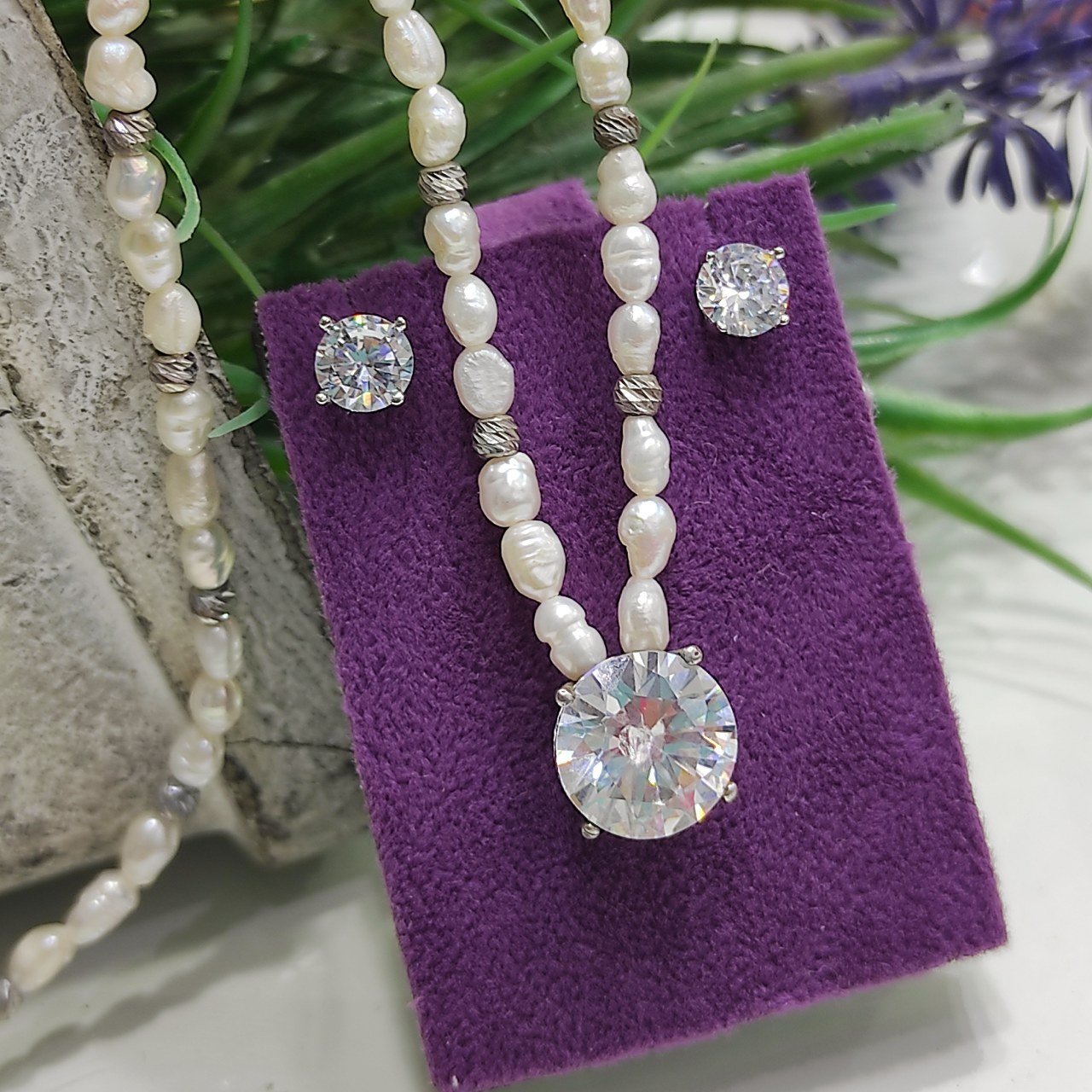 SWAROVSKİ VE İNCİ TAŞLI TASARIM GÜMÜŞ  SET