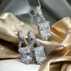 Mazonit Bagety Taşlı Altın kaplamalı Gümüş Set