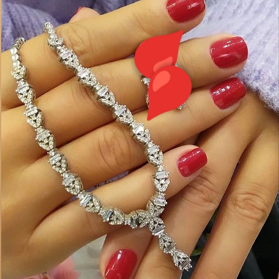 SWAROVSKİ TAŞLI BAGETY İTHAL ALTIN RODAJLI GÜMÜŞ KOLYE