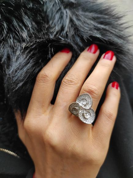 SWAROVSKİ  TAŞLI İTALYAN GÜMÜŞ YÜZÜK