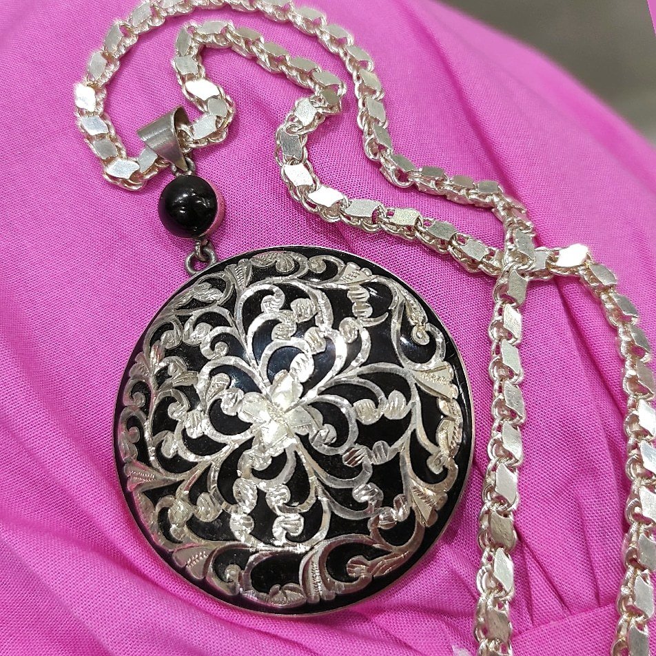 OLTU TAŞLI TASARIM GÜMÜŞ KOLYE