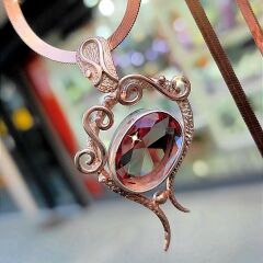 Zultanite Taşlı,Renk değiştiren Gümüş Tasarım Kolye