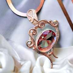 Zultanite Taşlı,Renk değiştiren Gümüş Tasarım Kolye