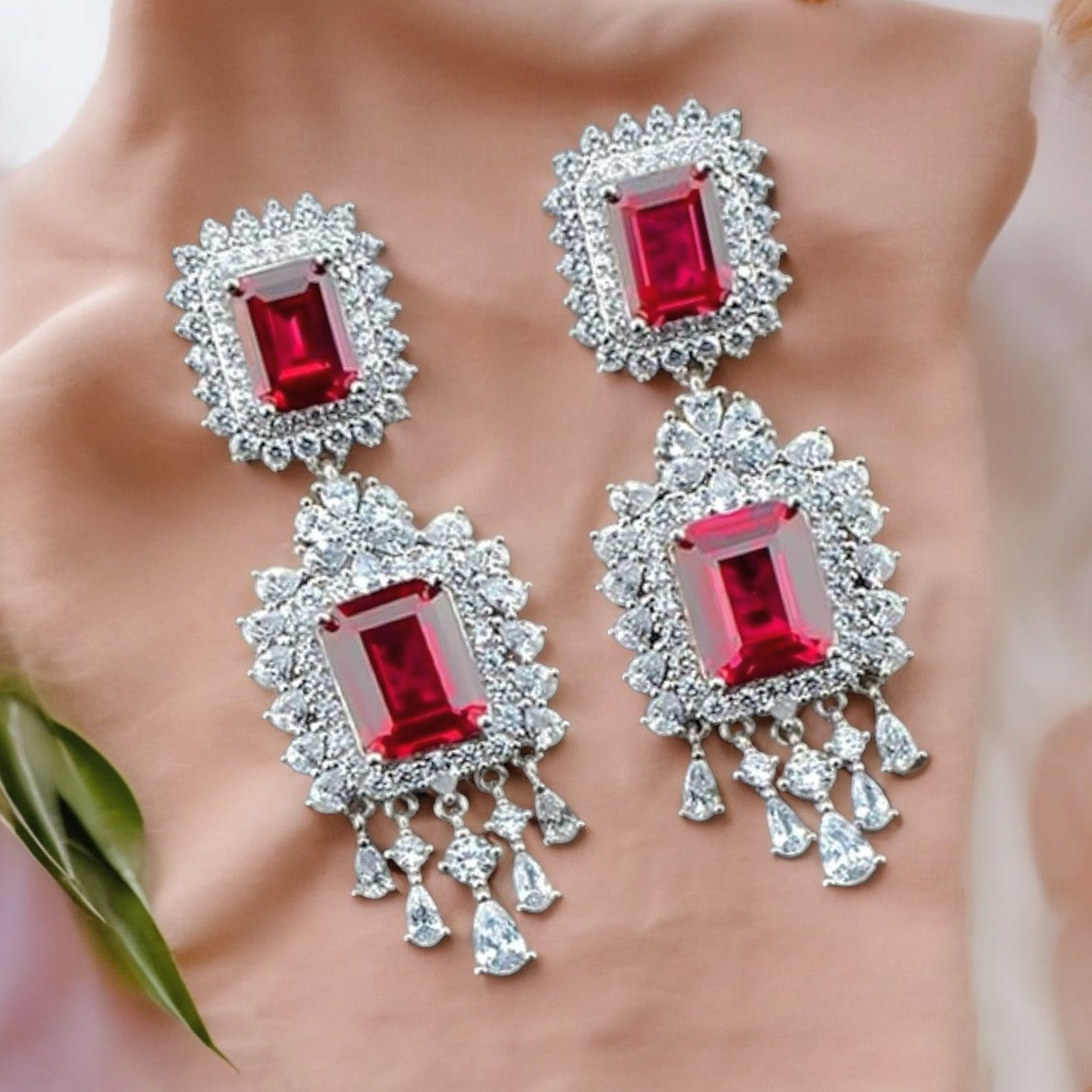 Swarovski Yakut Taşlı,İthal Gümüş Küpe
