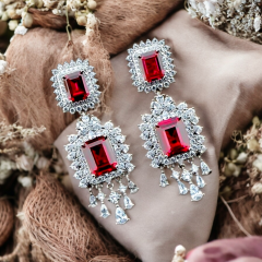 Swarovski Yakut Taşlı,İthal Gümüş Küpe