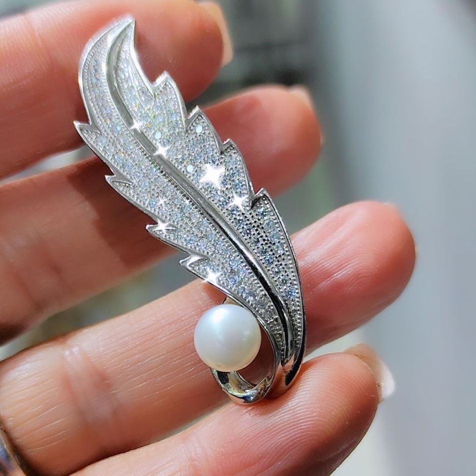 İnci Taslı,Yaprak Model İthal Gümüş Broş