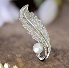 İnci Taslı,Yaprak Model İthal Gümüş Broş