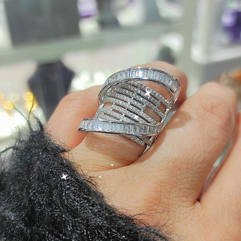 Bagety Swarovski Taşlı Altın Kaplamalı İthal Gümüş Yüzük