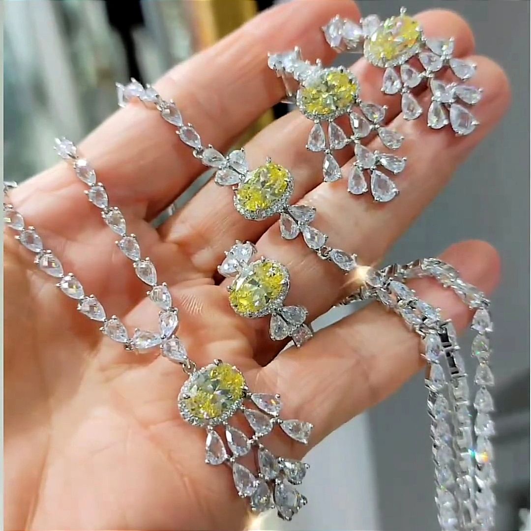 Sitrin ve Swarovski Taşlı ithal Altın kaplamalı Gümüş Set