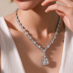 Swarovski  Bagety Taşlı Altın Rodajlı ithal Gümüş Kolye