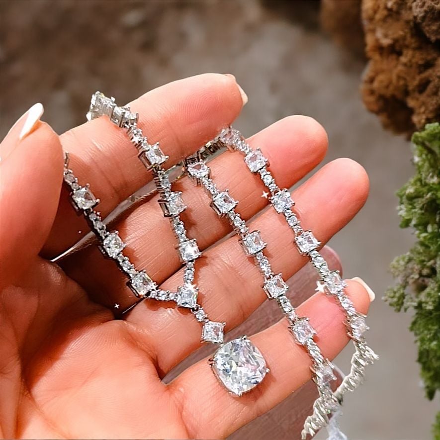 Swarovski  Bagety Taşlı Altın Rodajlı ithal Gümüş Kolye