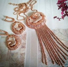 TASARIM İTHAL GÜMÜŞ ÜZERİNE ALTIN KAPLAMALI SET