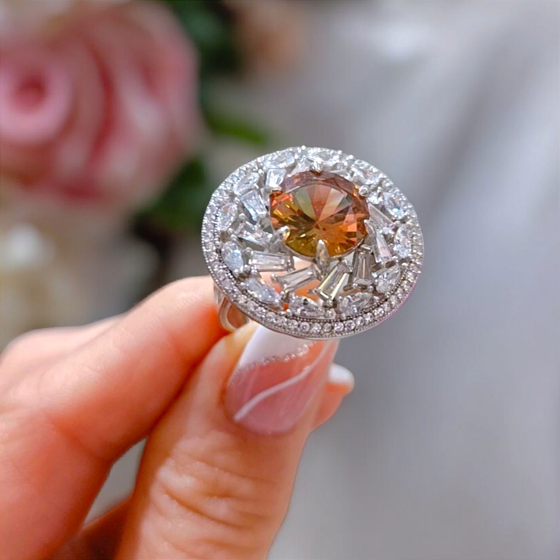 Zultanite Taşlı Renk Değiştiren Tasarım Yüzük