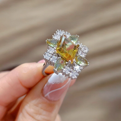 Zultanite Taşlı Renk Değiştiren Gümüş Yüzük