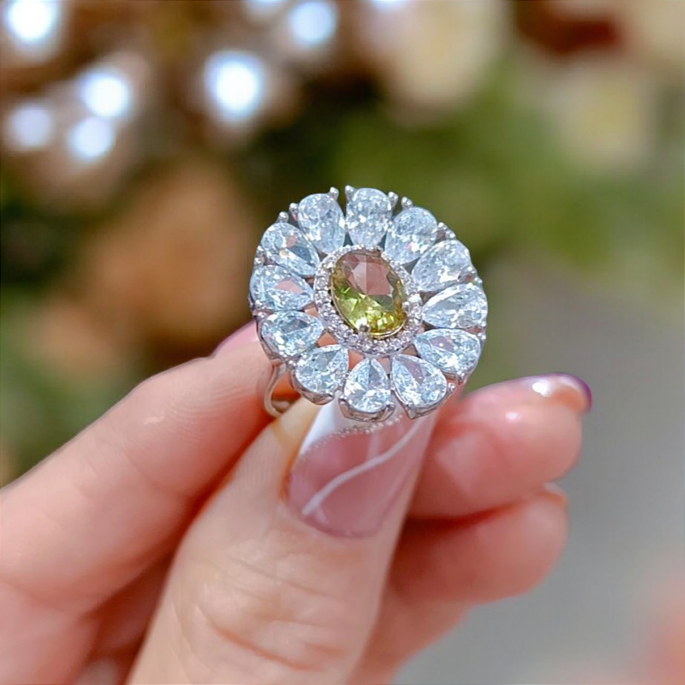 Zultanite Taşlı Renk Değiştiren Gümüş Yüzük