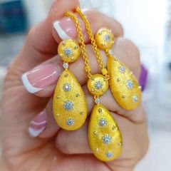 22 Ayar Altın kaplamalı Swarovski Taşlı Gümüş Set