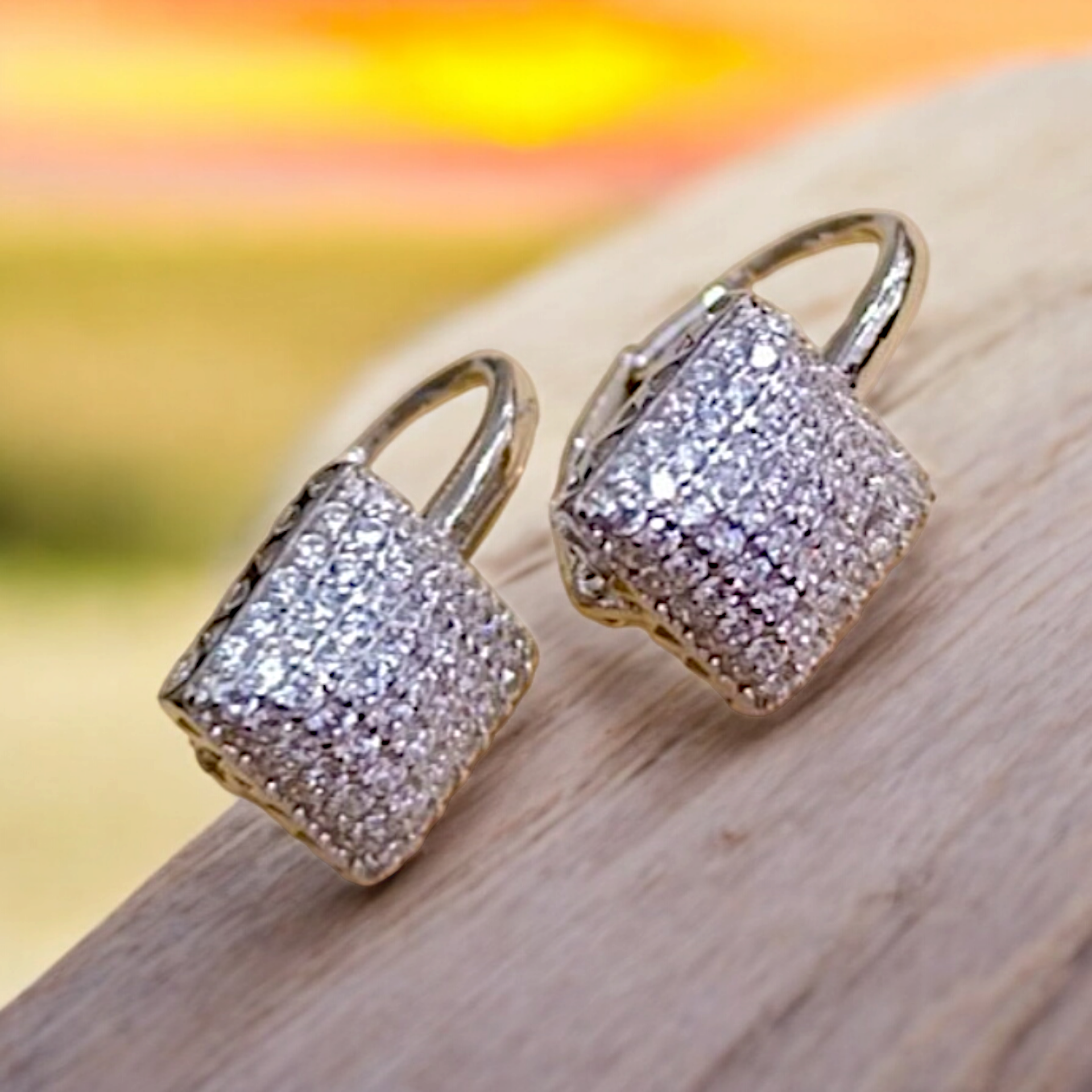 Swarovski Taşlı Altın Rodajlı Gümüş Küpe