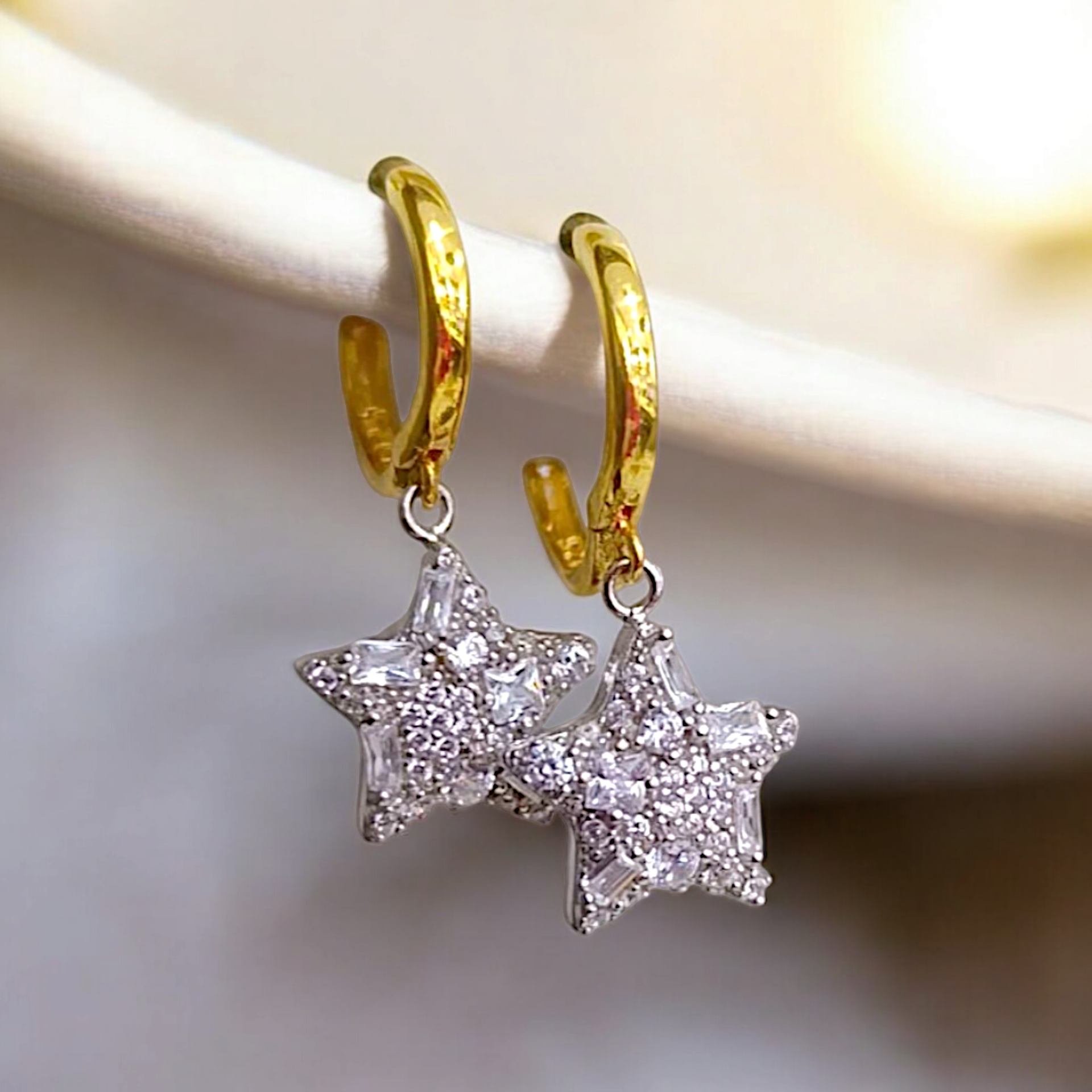 Swarovski Taşlı Altın Rodajlı Yıldız Gümüş Küpe