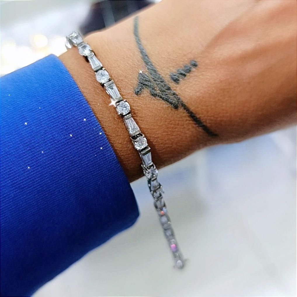 swarovski  Taşlı Bagety Tasarım İthal Gümüş Suyolu Bileklik