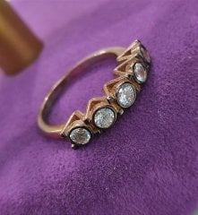 Zirkon Taşlı Elmas Montür 5 Taş Yüzük