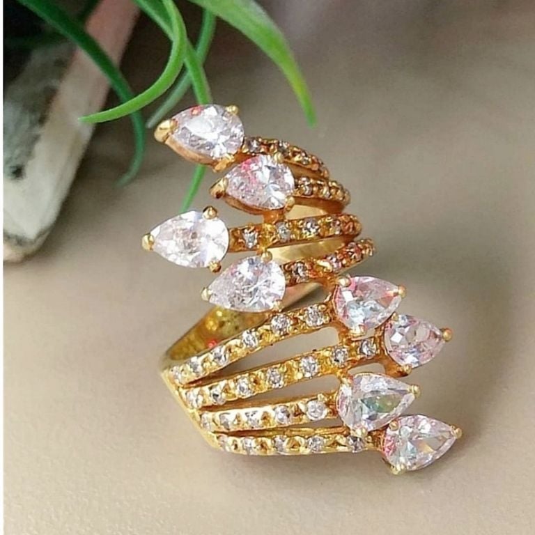 Zirkon Taşlı Altın Kaplamalı Gümüş Yüzük