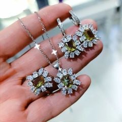 Zultanit Taşlı Renk Değiştiren Gümüş İthal Set