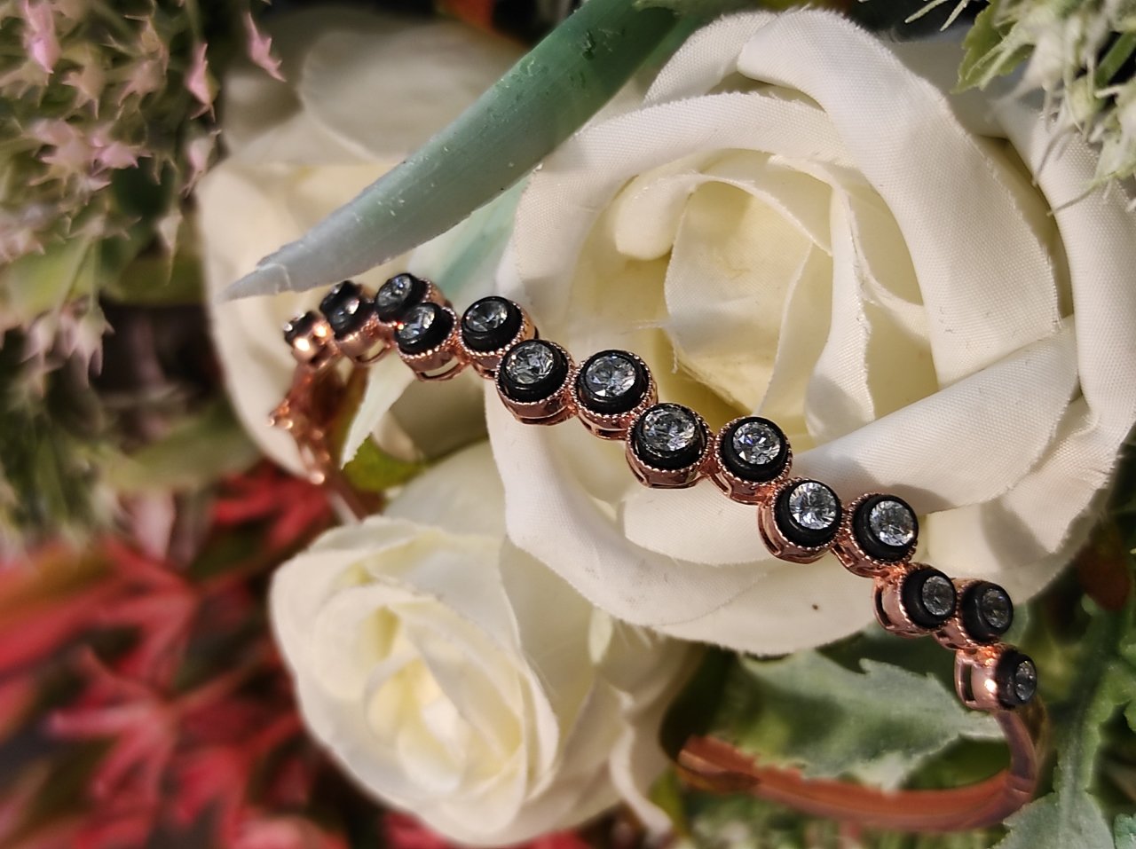 Elmas Monturlu, Altın Kaplamalı Gümüş Bilezik