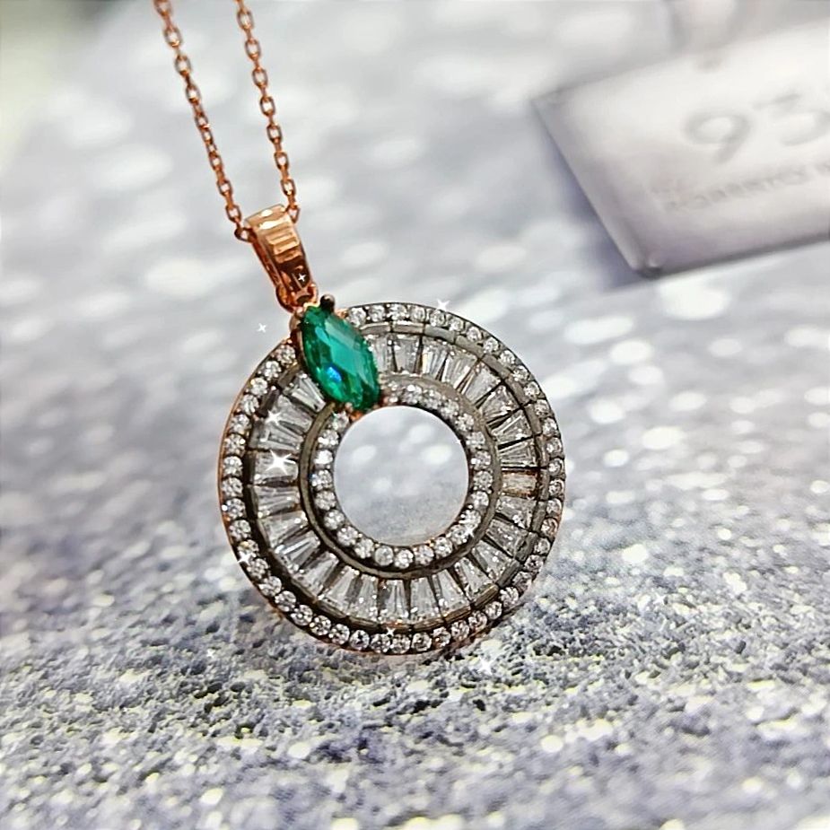 Bagety Taşlı Rose Tasarım Gümüş Kolye