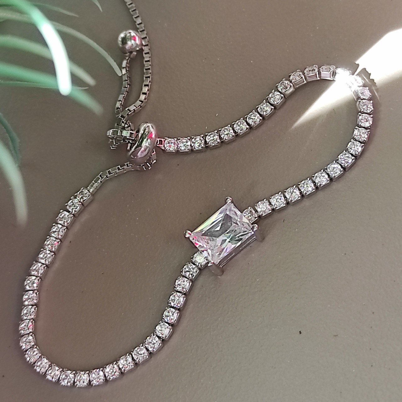 Zirkon Taşlı, Altın Kaplamalı Gümüş Bileklik