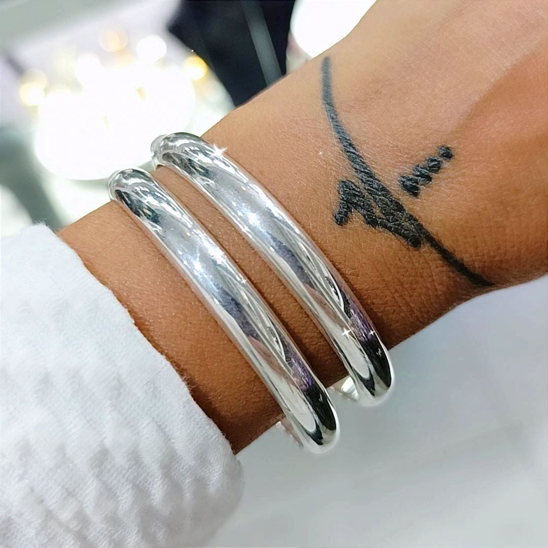 Bombeli 6.5 cm çapında Gümüş Bilezik ( Adet )