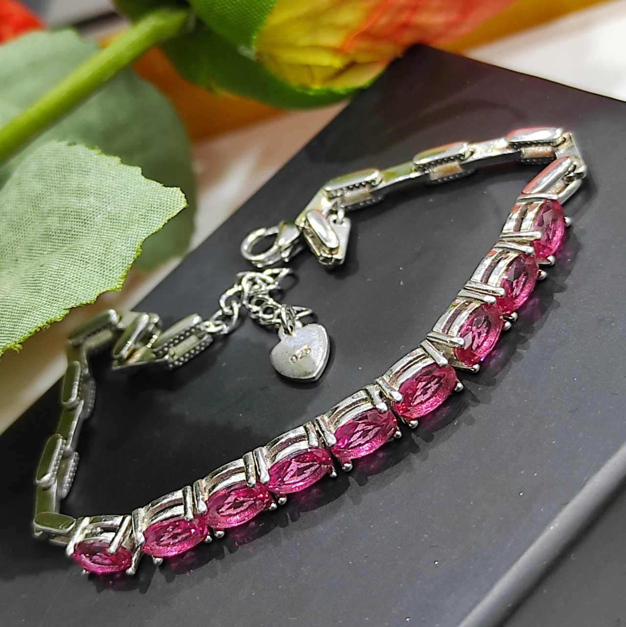 Yakut Taşlı, Altın Kaplamalı Gümüş Bileklik