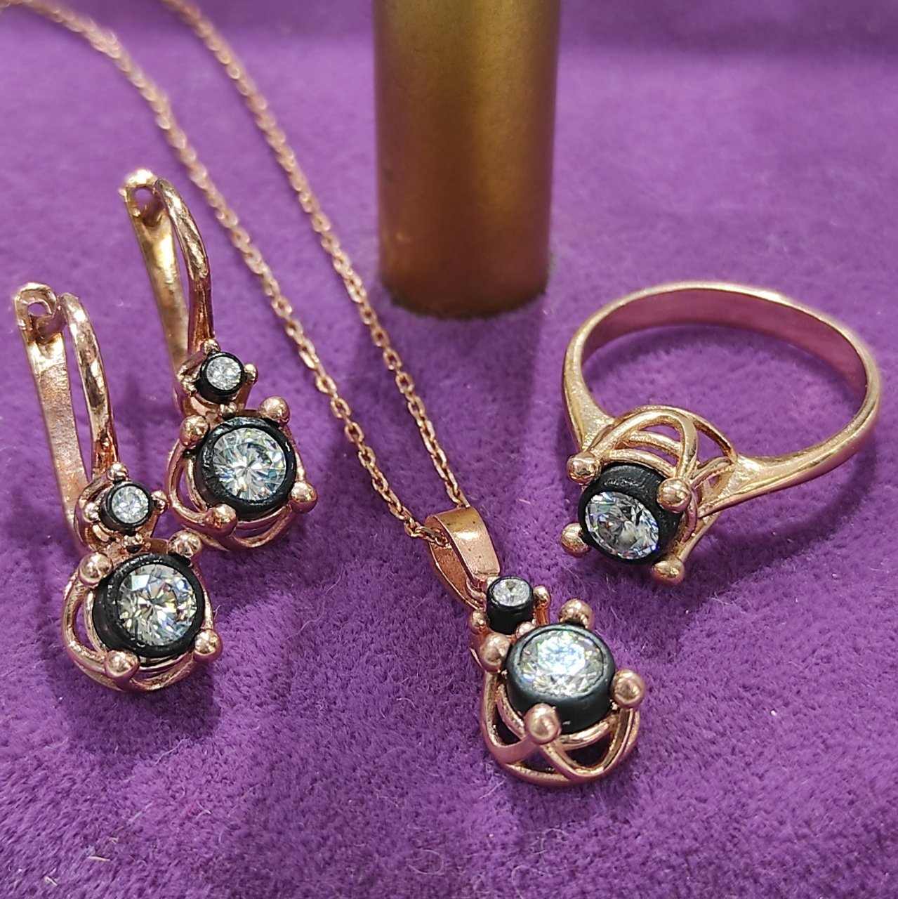 Elmas Montur, Altın Kaplamalı Gümüş Set