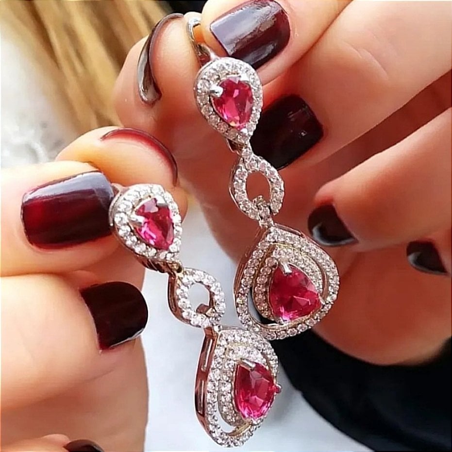 Yakut Taşlı, Altın Kaplamalı Gümüş Küpe