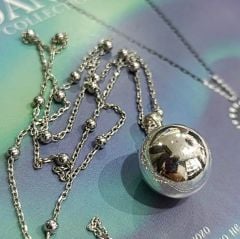 Top model ,Top Zincirli Gümüş Kolye