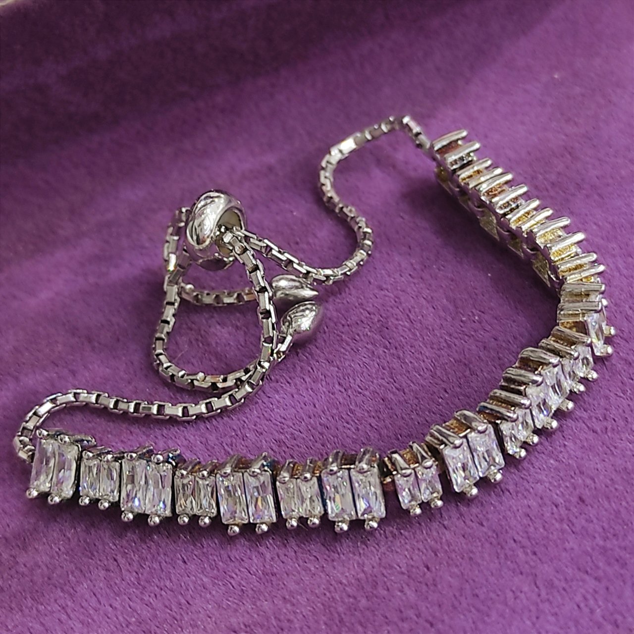 Zirkon Taşlı, Altın Kaplamalı Bagety Gümüş Bileklik