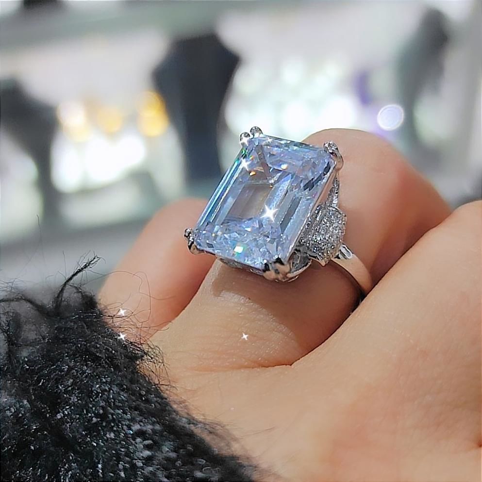 Bagety Taşlı Altın kaplamalı Gümüş Yüzük