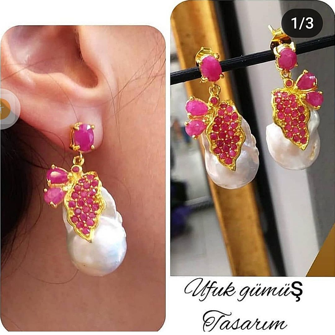 Yakut Taşlı,Barok İnci,22 Ayar Altın Kaplamalı Gümüş Tasarım Küpe