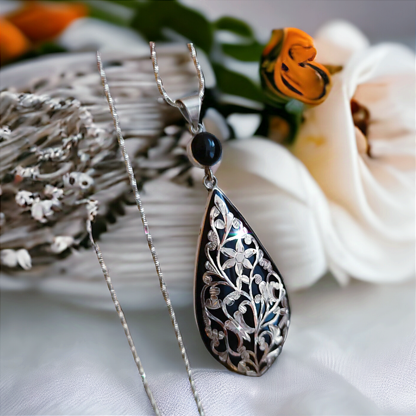 Oltu Taşı Tasarım Elişi Gümüş Kolye