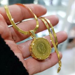 Çeyrek Görünümlü Altın Kaplamalı Gümüş Tasarım Kolye