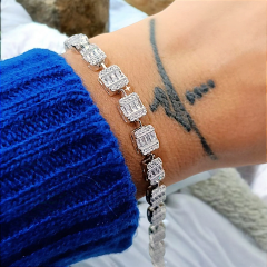 Swarovski Bagety Taşlı Altın Rodajlı Gümüş Bileklik