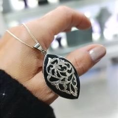 Oltu Taşlı Tasarım Elişi Gümüş Oval Kolye