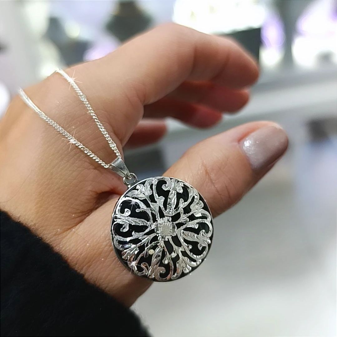 Oltu Taşlı Elişi Yuvarlak Tasarım Gümüş Kolye