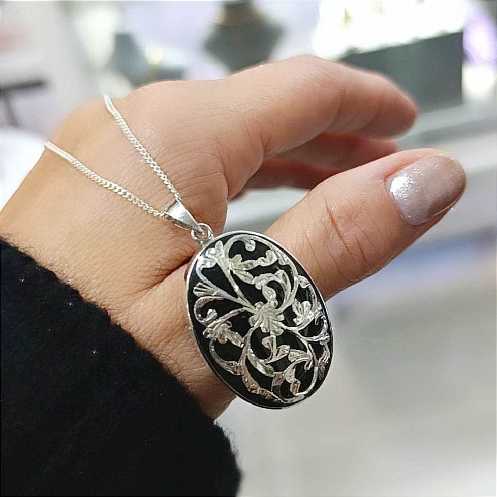 Oltu Taşlı Oval Tasarım Gümüş Kolye