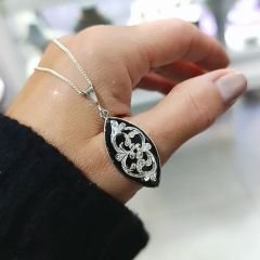 Oltu Taşlı Tasarım Elişi Gümüş Kolye