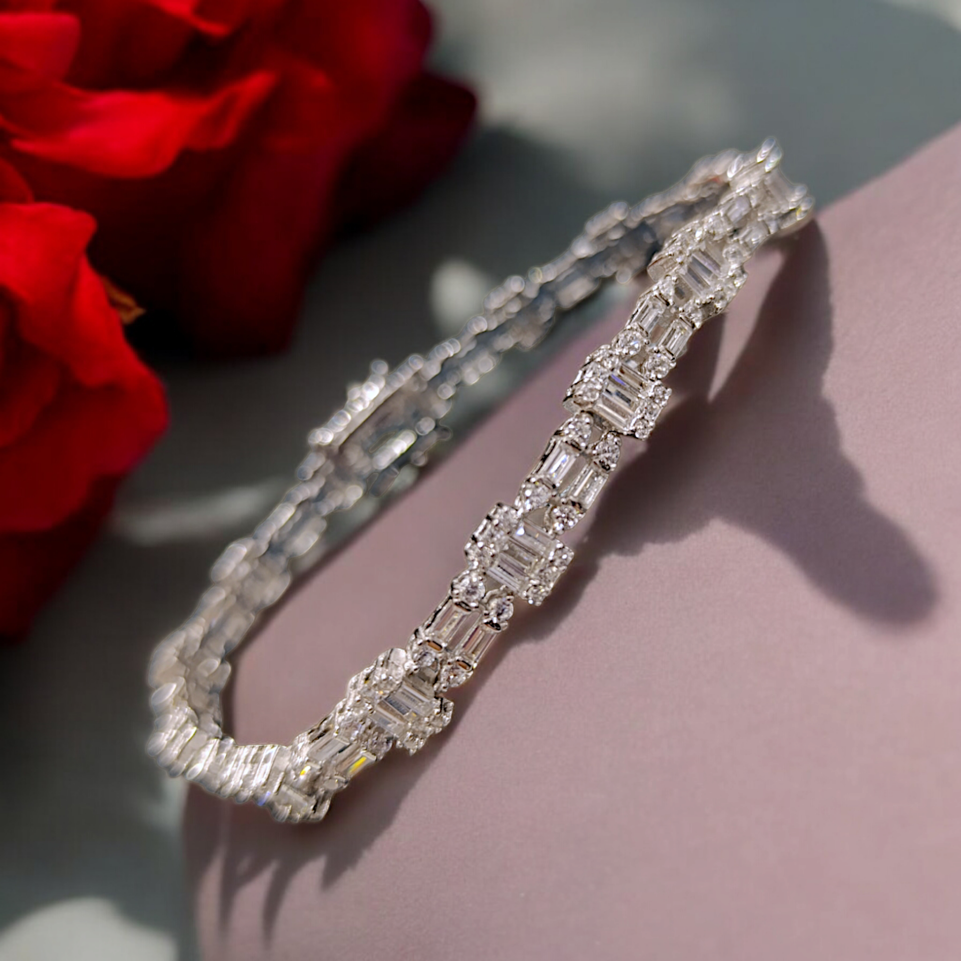 Mozanit Taşlı Altın Kaplamalı Bagety Kesim Gümüş Bileklik