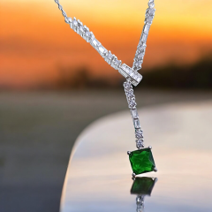 Zümrüt Taşlı, Altın Rodajlı İthal Gümüş Kolye